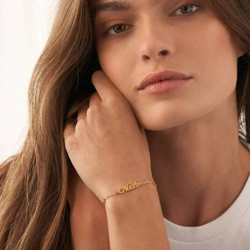 Bracelet personnalisé avec prénom couleur or